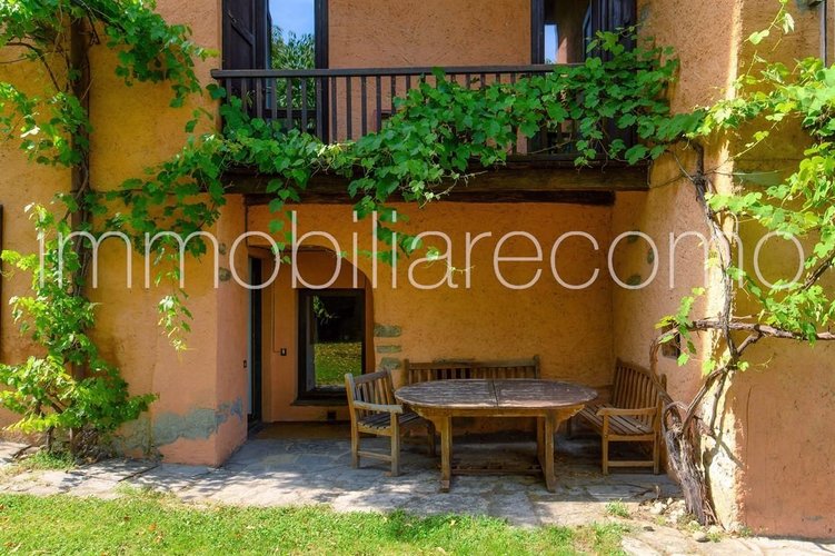 Villa 11 locali - Rif. 116480 Como