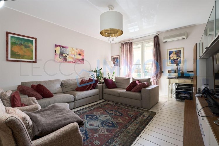 LA CASA CHE SI RINNOVA Lecco