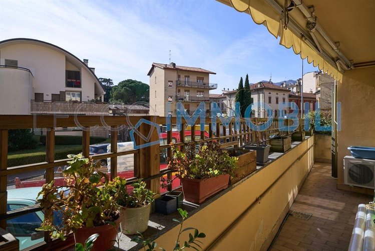 LA CASA CHE SI RINNOVA Lecco