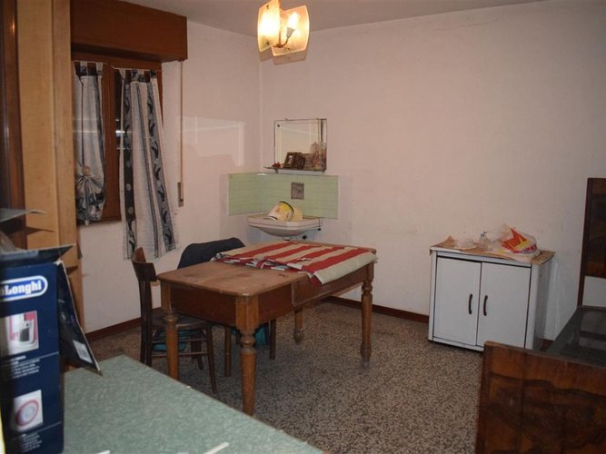 Algua Rosolo, grazioso trilocale in casa d'epoca con orto privato Algua