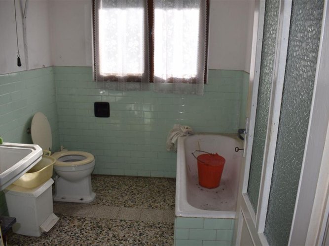 Algua Rosolo, grazioso trilocale in casa d'epoca con orto privato Algua