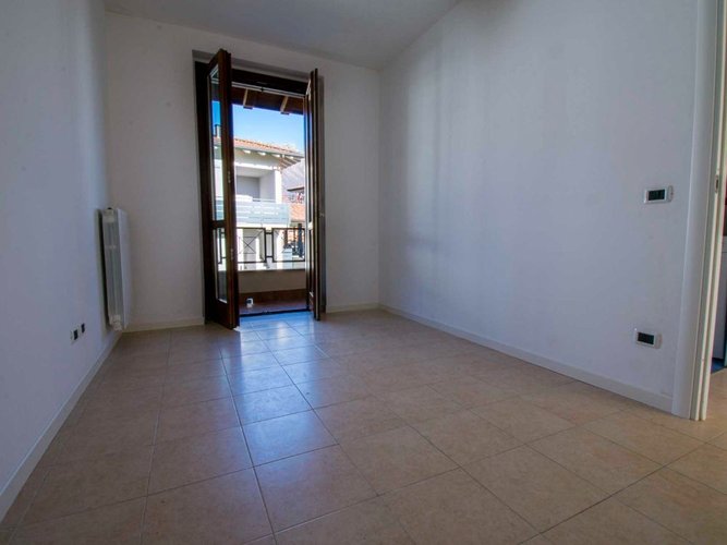 San Giovanni Bianco, ottimo trilocale con giardino privato, box auto e cantina San Giovanni Bianco