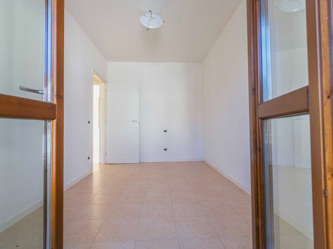 San Giovanni Bianco, ottimo trilocale con giardino privato, box auto e cantina San Giovanni Bianco