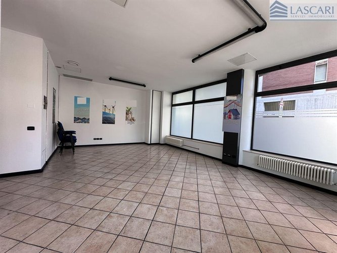 Negozio 1 locale - Rif. 2334 Bergamo