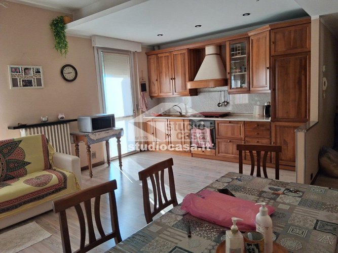 ZONA SEMICENTRALE! Zogno