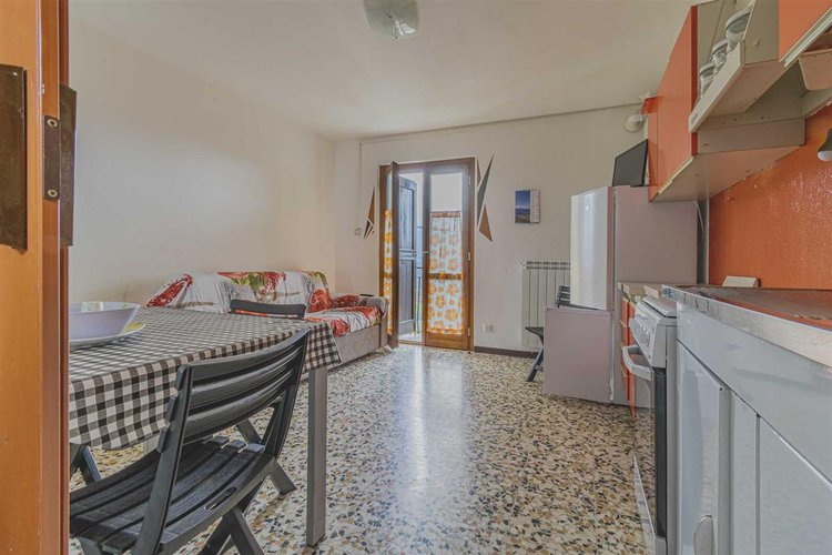 Rota Imagna vendesi bilocale balconato Rota d'Imagna