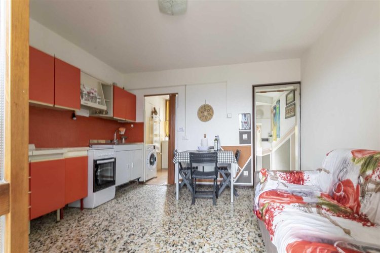 Rota Imagna vendesi bilocale balconato Rota d'Imagna