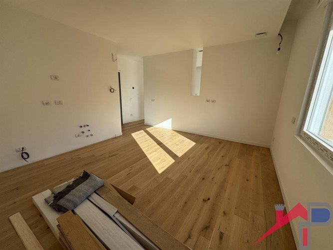 Trilocale Ristrutturato a nuovo Caprino Bergamasco