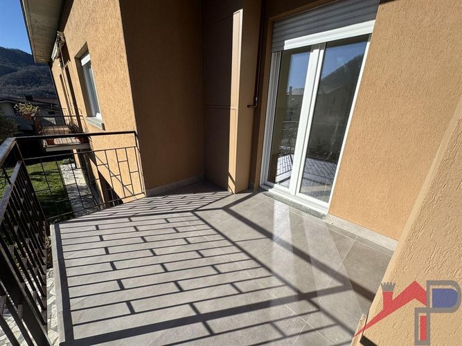 Trilocale Ristrutturato a nuovo Caprino Bergamasco