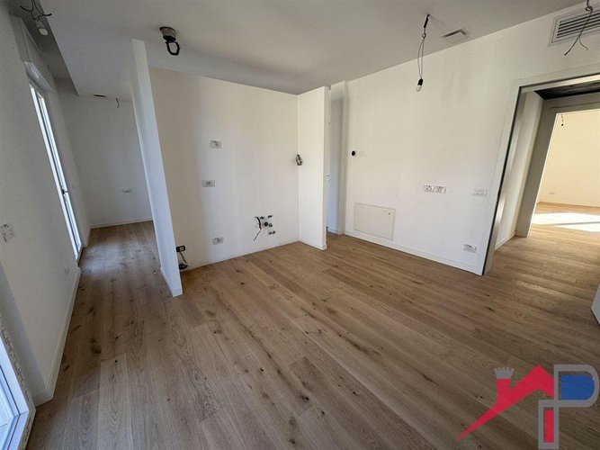 Trilocale Ristrutturato a nuovo Caprino Bergamasco