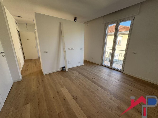 Trilocale Ristrutturato a nuovo Caprino Bergamasco