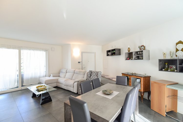 Quadrilocale con box nel complesso di nuova costruzione "JULIUS" Como