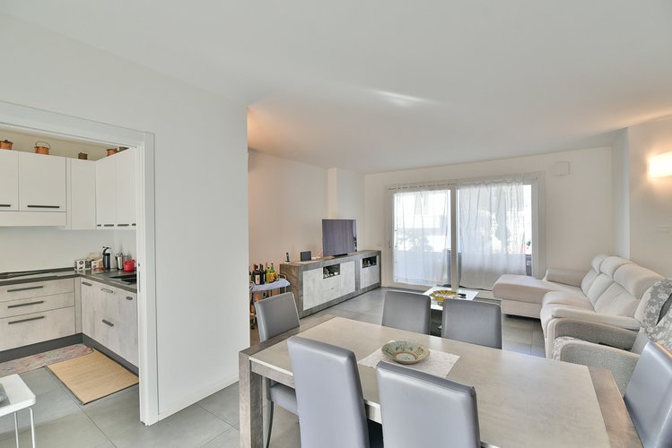 Quadrilocale con box nel complesso di nuova costruzione "JULIUS" Como