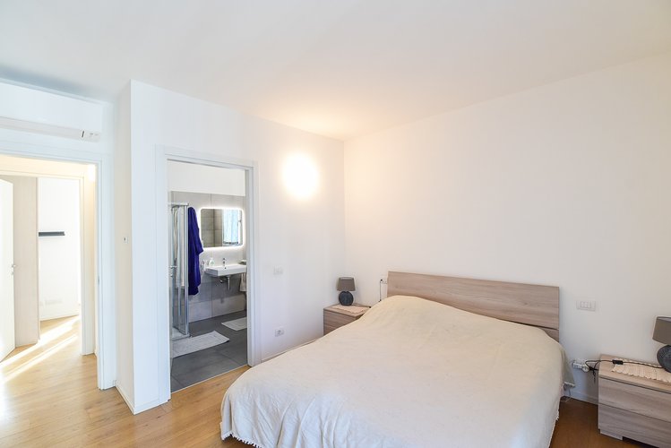 Quadrilocale con box nel complesso di nuova costruzione "JULIUS" Como