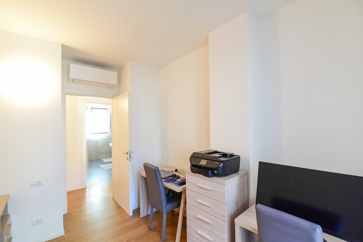 Quadrilocale con box nel complesso di nuova costruzione "JULIUS" Como