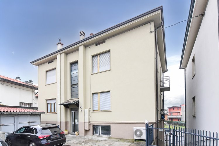 Semi-centrale 8/26 Cantù