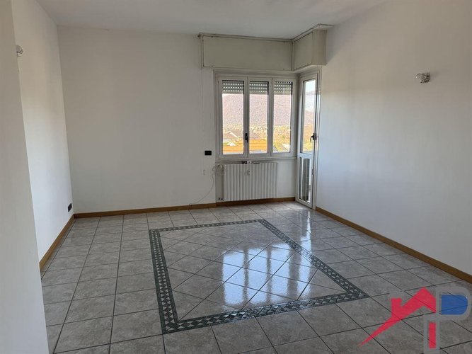 trilocale con grande terrazzo Cisano Bergamasco