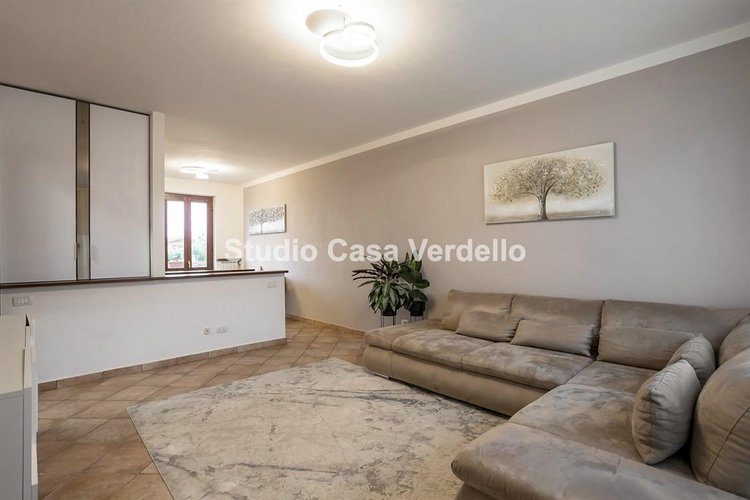 TRILOCALE CON GIARDINO E BOX DOPPIO Verdello