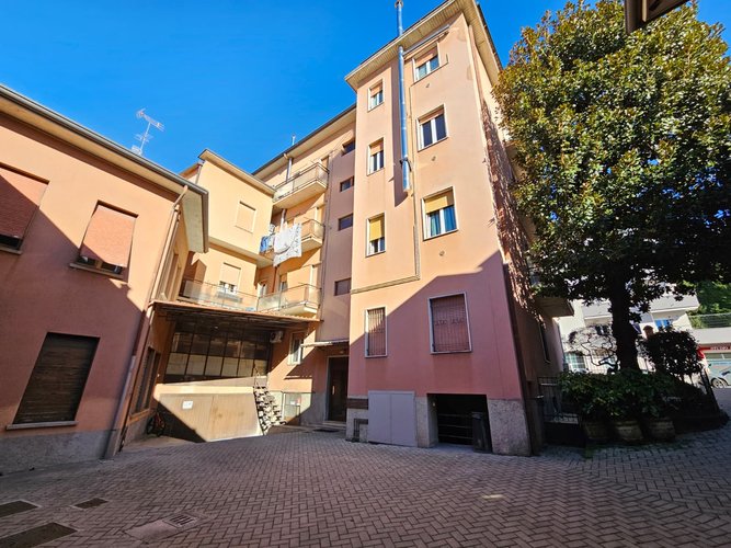 Semi-centrale 52/25 Cantù