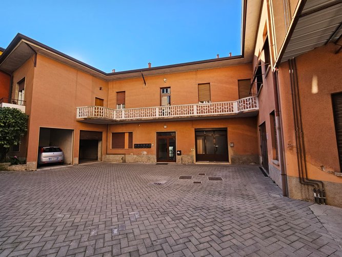 Semi-centrale 52/25 Cantù