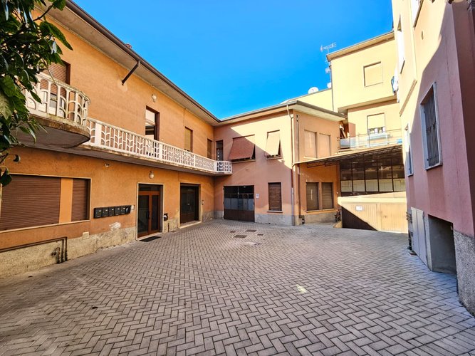 Semi-centrale 52/25 Cantù