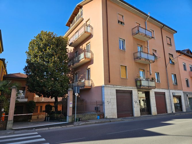 Semi-centrale 52/25 Cantù