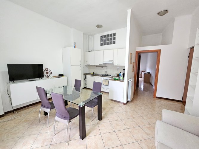 Semi-centrale 52/25 Cantù