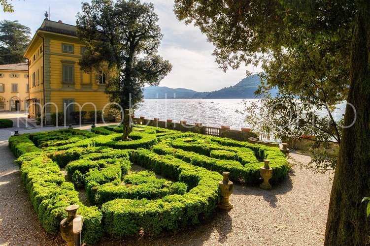 APARTMENT PIED - DANS L’EAU, LAGO DI COMO Torno