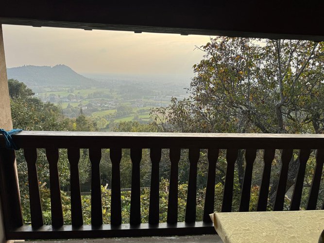 CASCINA PADRONALE SUL COLLE DELLA MADONNA DELLA CASTAGNA Bergamo