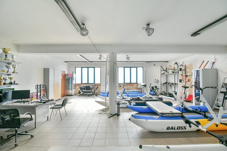 LAGLIO (10/26) Laglio