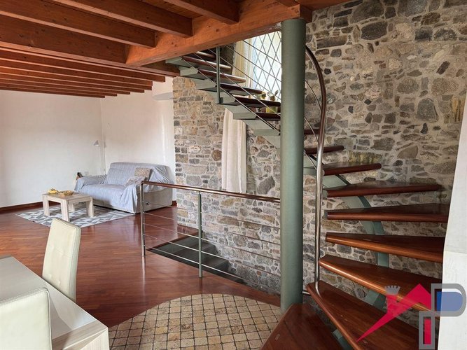 Incantevole Casa Indipendente con  Giardino Caprino Bergamasco