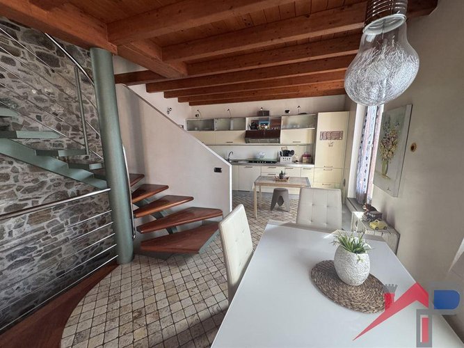 Incantevole Casa Indipendente con  Giardino Caprino Bergamasco