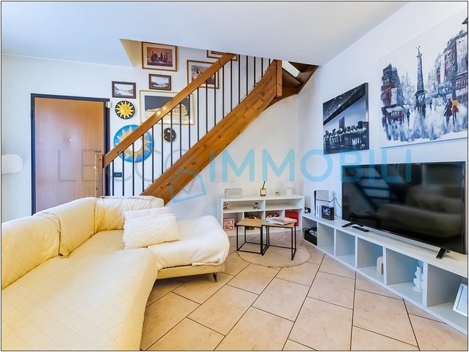 LA CASA CHE DA' SPAZIO Lecco