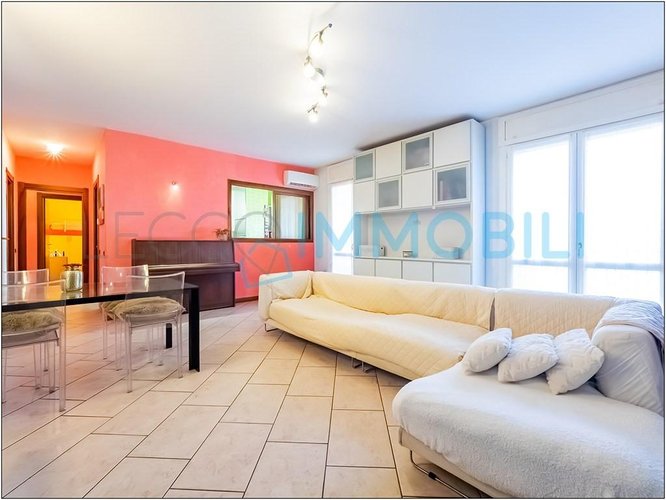 LA CASA CHE DA' SPAZIO Lecco