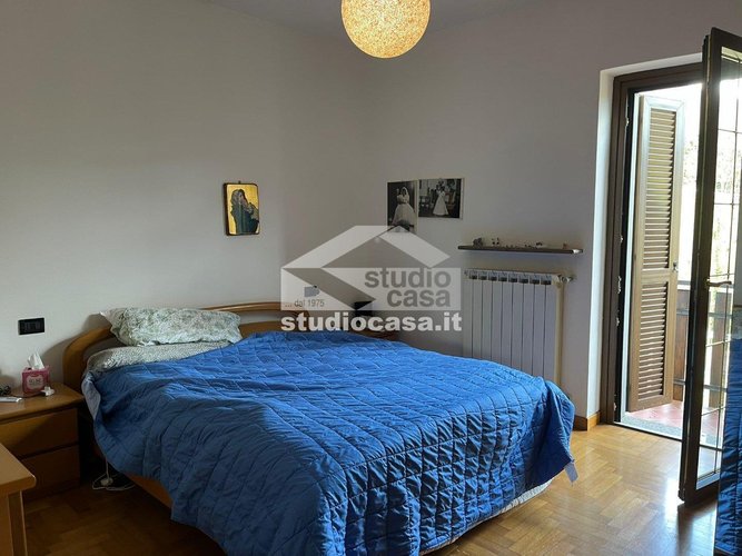 VILLA SINGOLA DI AMPIA METRATURA! Oltre il Colle