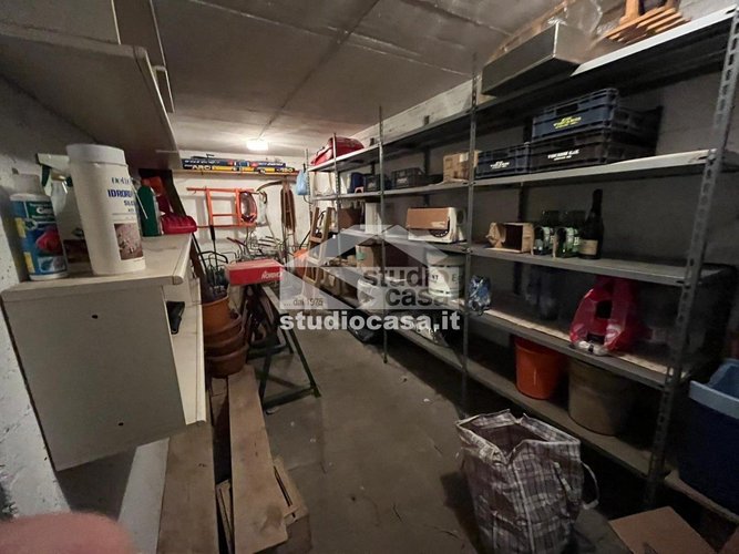 VILLA SINGOLA DI AMPIA METRATURA! Oltre il Colle