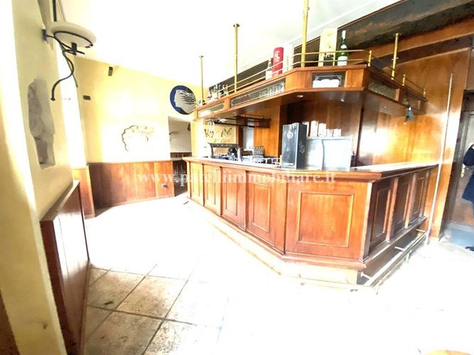 BERGAMO - LONGUELO VENDESI NEGOZIO - RISTORANTE CON CANNA FUMARIA Bergamo