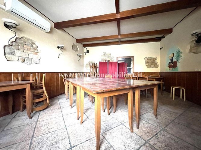 BERGAMO - LONGUELO VENDESI NEGOZIO - RISTORANTE CON CANNA FUMARIA Bergamo