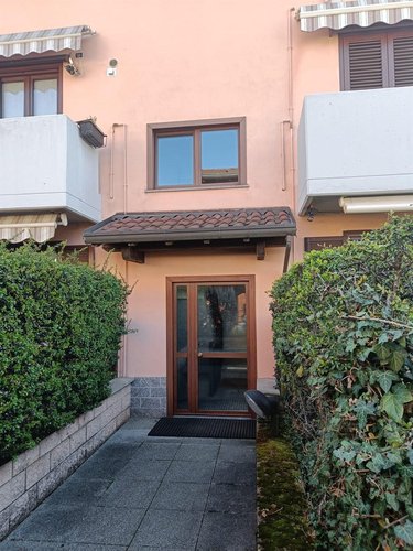 Appartamento 5 locali - Rif. 216 Casnate con Bernate