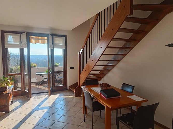 Appartamento 5 locali - Rif. 216 Casnate con Bernate