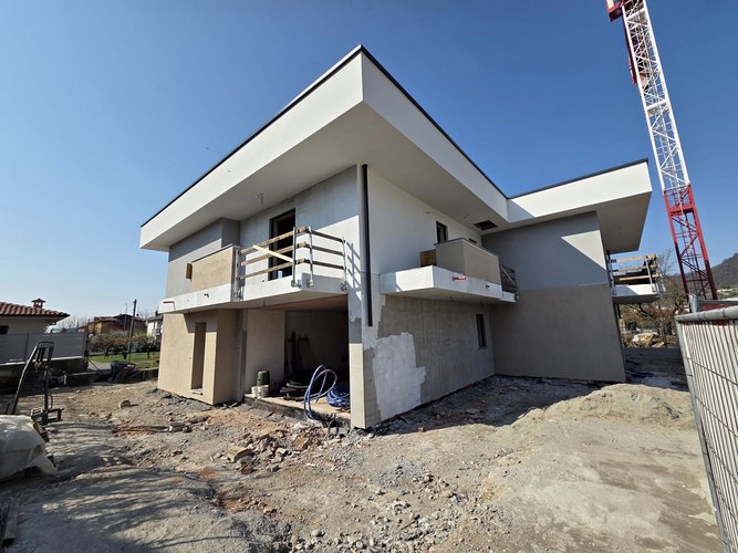 NUOVA VILLA BIFAMILIARE PORZIONE INDIPENDENTE Cenate Sotto