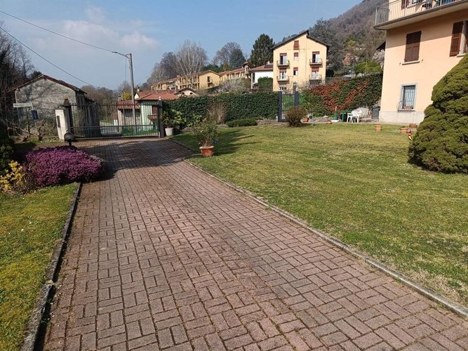 Casa Indipendente 12 locali - Rif. 270 Como