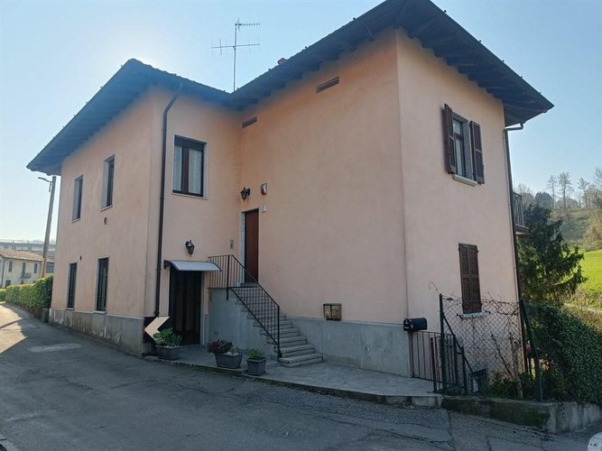 Casa Indipendente 12 locali - Rif. 270 Como