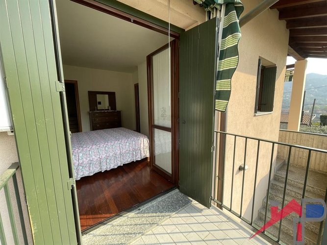 Trilocale con giardino privato Caprino Bergamasco