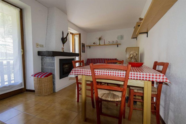 Oltre il Colle, centralissimo bilocale con cantina Oltre il Colle