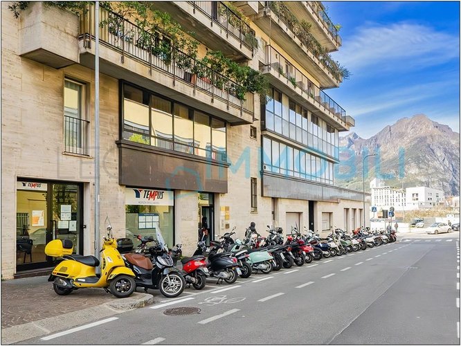 LA CASA CHE ABITI DENTRO E FUORI Lecco
