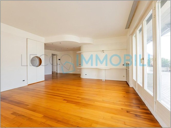 LA CASA CHE ABITI DENTRO E FUORI Lecco