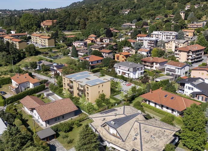 Quadrilocale Piano Secondo in Erba Erba