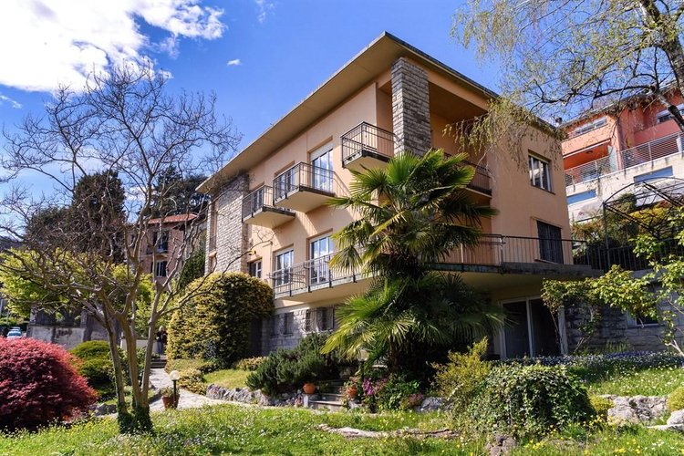 Casa Indipendente 11 locali - Rif. 116647 Como