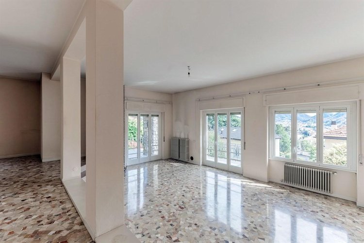Casa Indipendente 11 locali - Rif. 116647 Como
